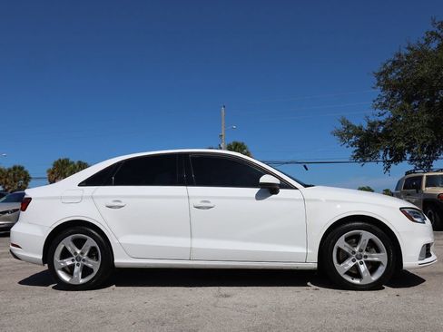 Used 2018 Audi A3 2.0T Premium FWD image 31