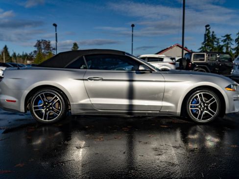 Used 2019 Ford Mustang Premium image 6