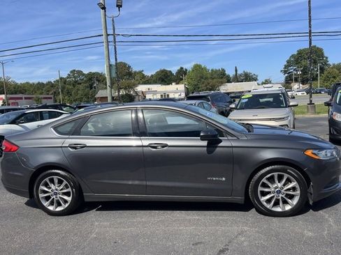 Used 2017 Ford Fusion S image 9