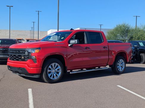 Certified 2025 Chevrolet Silverado 1500 Custom image 2