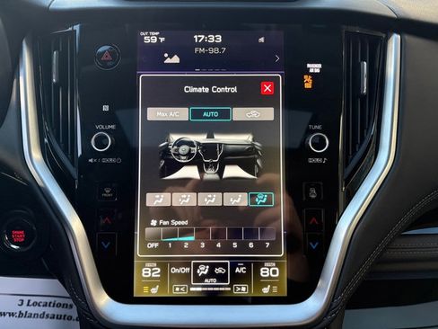 Used 2020 Subaru Outback Limited image 31