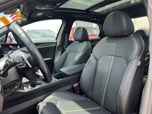 Certified 2025 Kia K5 GT FWD image 17