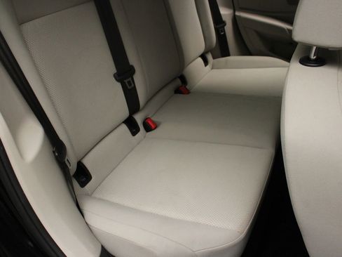 Used 2019 Volkswagen Jetta SE FWD image 23