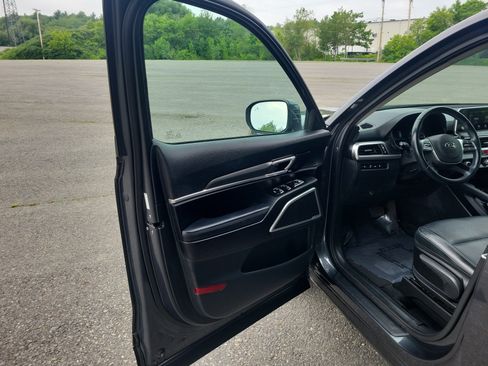 Used 2020 Kia Telluride LX FWD image 15