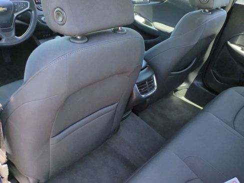 Used 2020 Chevrolet Malibu LT FWD image 18