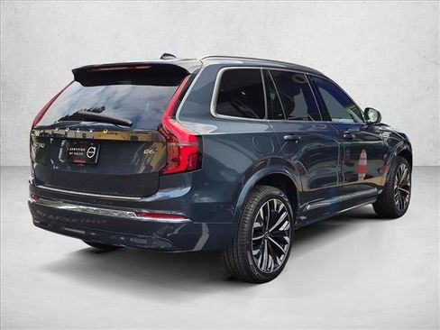 Used 2026 Volvo XC90 B6 Plus w/ Protection Package Premier AWD/4WD image 5