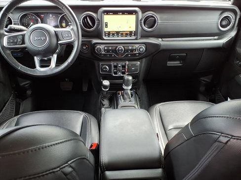 Used 2023 Jeep Wrangler Unlimited Sahara w/ Cold Weather Group image 14