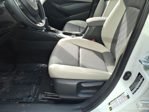 Certified 2023 Toyota Corolla LE image 13