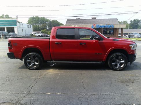 Used 2022 RAM 1500 Big Horn w/ Built-to-serve Edition image 8
