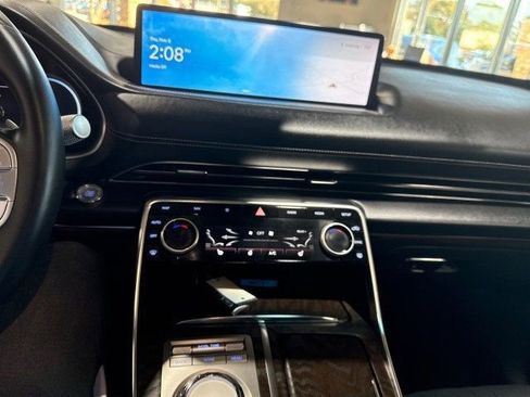 Used 2024 Genesis GV80 2.5T image 24