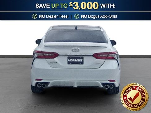 Used 2022 Toyota Camry XSE FWD image 5