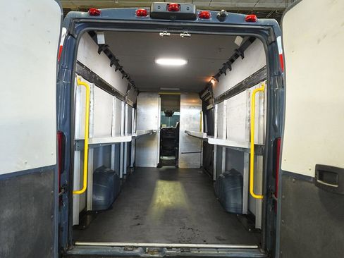 Used 2021 RAM ProMaster 3500 FWD image 18
