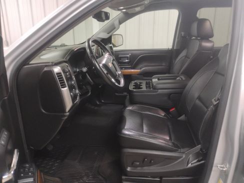 Used 2018 Chevrolet Silverado 1500 LTZ image 18
