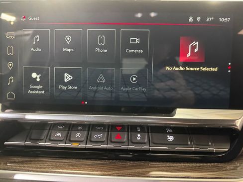 New 2026 GMC Sierra 1500 Elevation image 12