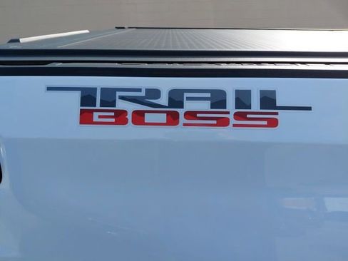 Used 2025 Chevrolet Silverado 1500 LT Trail Boss w/ LT Trail Boss Premium Package image 33