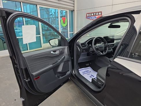 New 2026 Ford Escape Active w/ Active Premium Tech Pack image 10