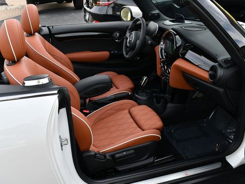 Used 2023 MINI Cooper S image 59