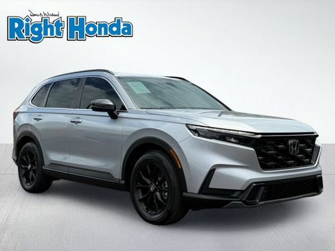 Used 2025 Honda CR-V Sport image 10