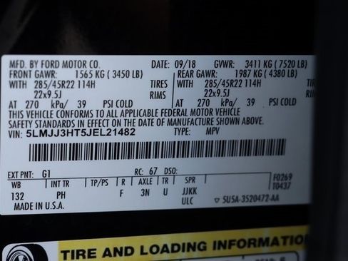 Used 2018 Lincoln Navigator L Select w/ Technology Package image 16