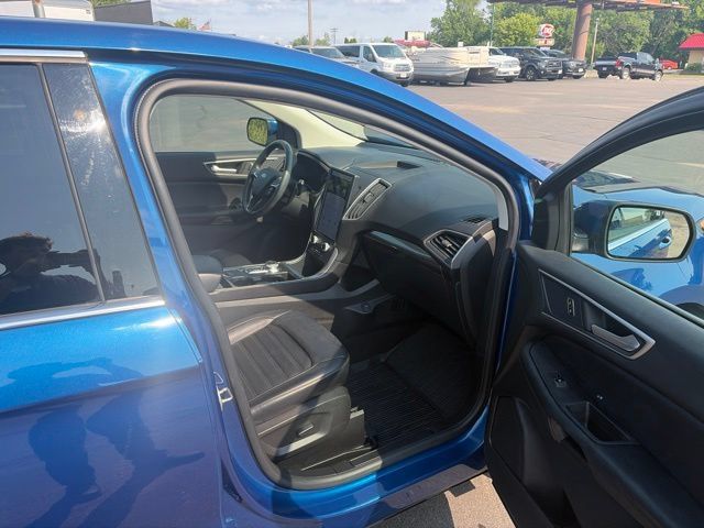 Used 2023 Ford Edge SEL AWD/4WD image 28