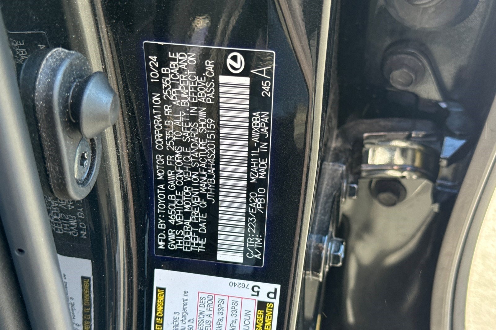 Certified 2025 Lexus UX 300h FWD w/ Accessory Package (Z2) image 40