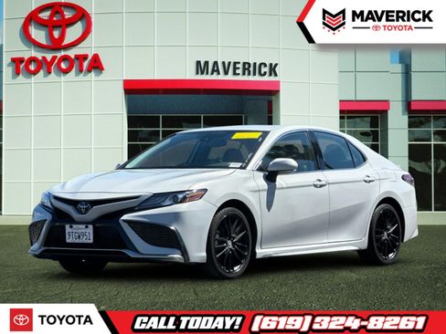 Used 2023 Toyota Camry XSE image 1
