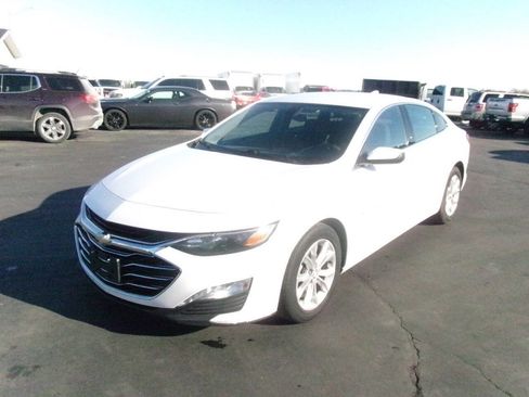 Used 2020 Chevrolet Malibu LT image 7