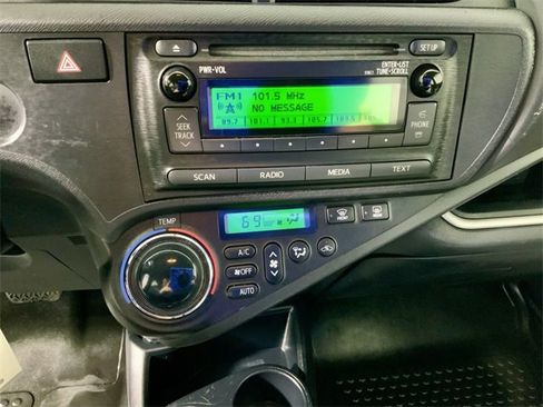 Used 2014 Toyota Prius C Two image 18