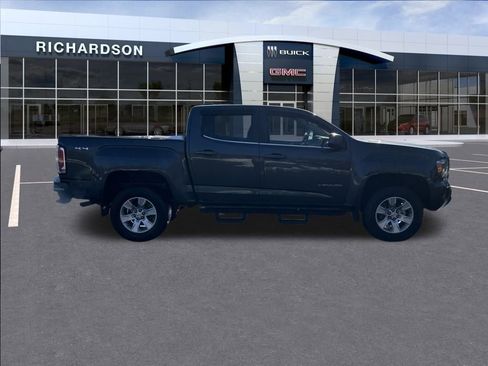 Used 2016 GMC Canyon SLE image 6