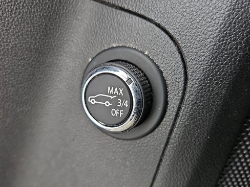 Used 2019 GMC Acadia SLE w/ Driver Alert Package I image 27