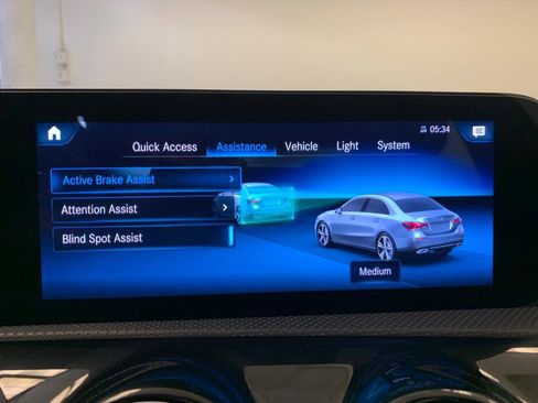 Used 2022 Mercedes-Benz A 220 4MATIC image 34