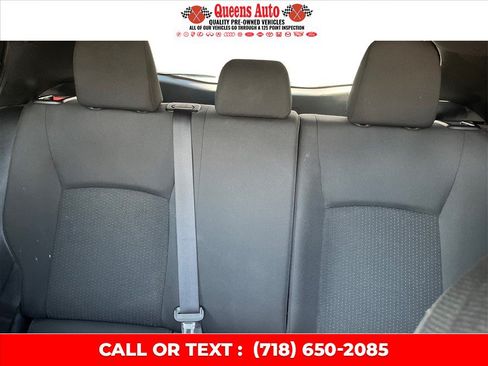 Used 2019 Toyota C-HR LE FWD image 15