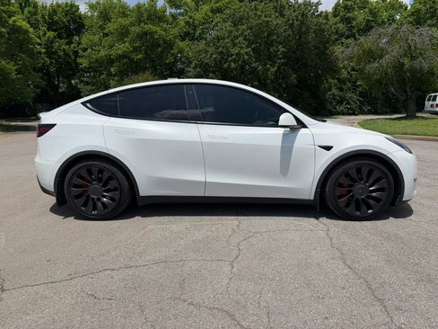 Used 2021 Tesla Model Y Performance AWD/4WD image 6