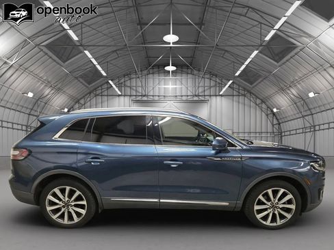 Used 2019 Lincoln Nautilus Select AWD/4WD image 4