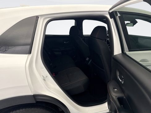 Used 2025 Honda HR-V Sport image 19