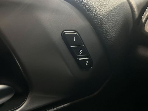 New 2026 Chrysler Pacifica Select FWD image 17