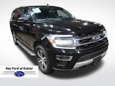 Used 2023 Ford Expedition Max Limited AWD/4WD image 2
