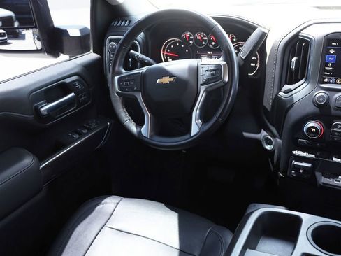 Used 2021 Chevrolet Silverado 2500 LTZ AWD/4WD image 21