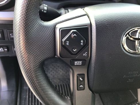 Used 2023 Toyota Tacoma TRD Sport image 29