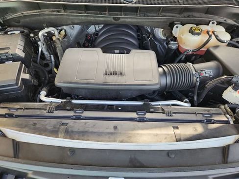 Used 2021 Chevrolet Tahoe Z71 image 30