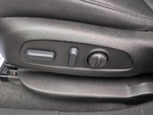 Certified 2022 Chevrolet Blazer LT w/ LPO, Black Accent Package image 20