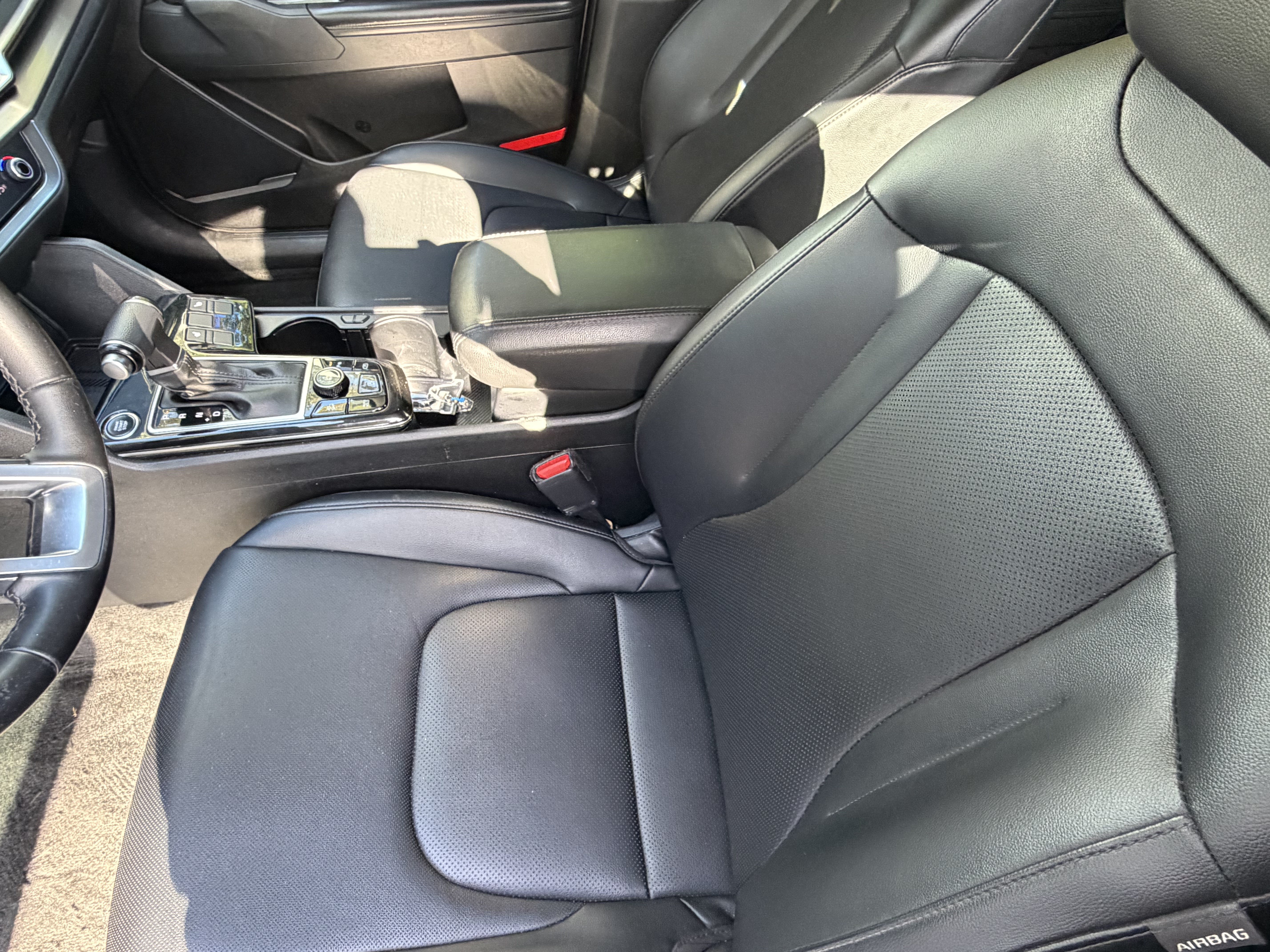 Used 2023 Kia Sportage EX FWD image 15