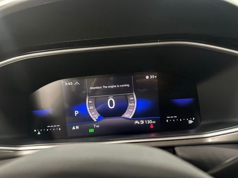 New 2026 Volkswagen Taos SE image 19