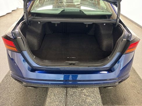 Used 2024 Nissan Altima 2.5 SR image 6