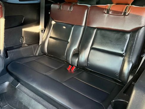 Used 2020 Ford Explorer Platinum w/ Premium Technology Package image 54