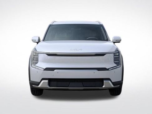 New 2026 Kia EV9 Wind AWD/4WD image 2