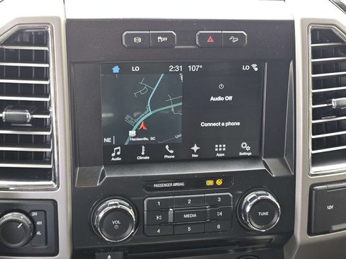 Used 2017 Ford F250 Lariat w/ Lariat Ultimate Package AWD/4WD image 18