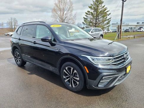 Used 2022 Volkswagen Tiguan S image 4