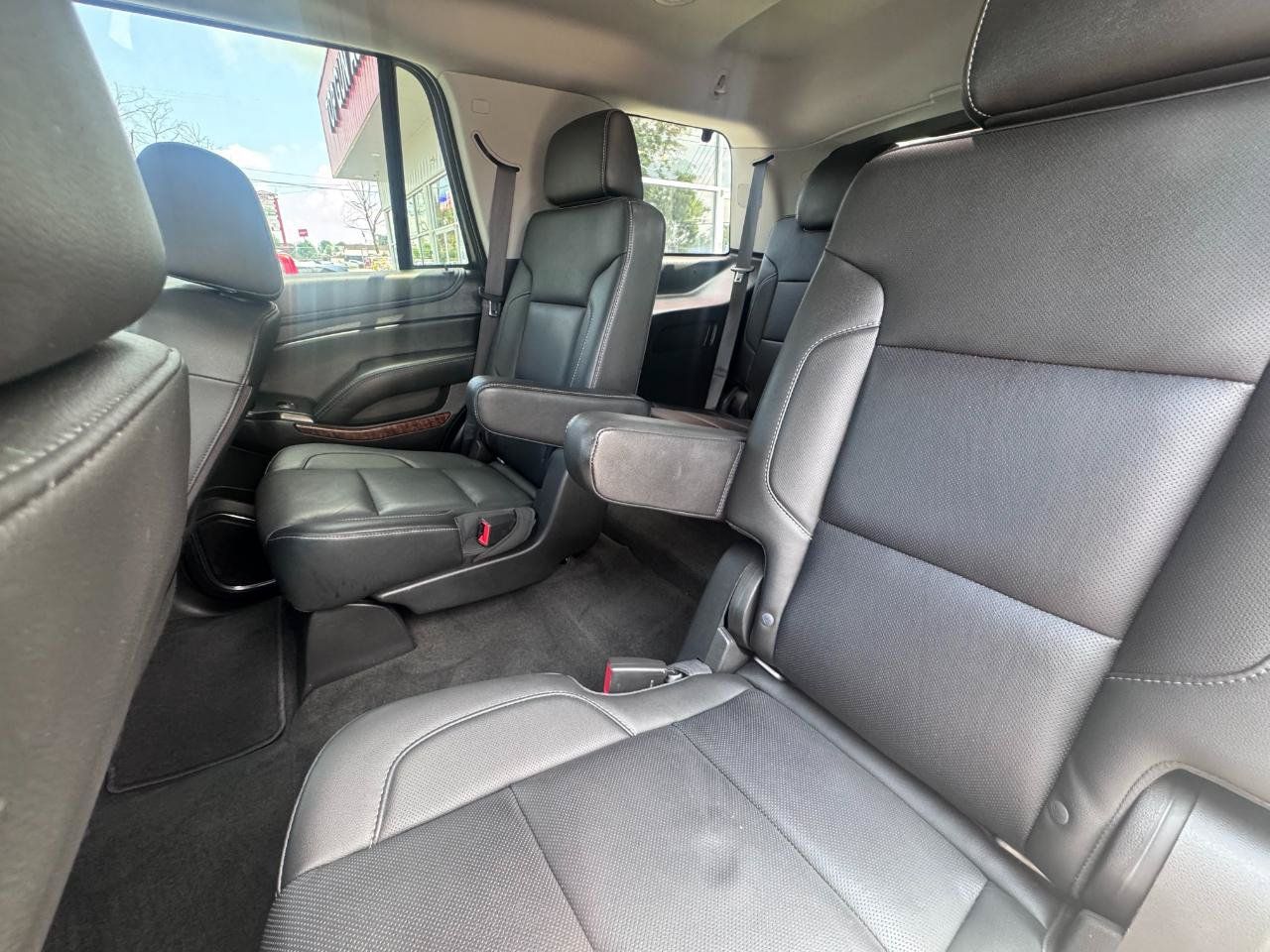 Used 2018 Chevrolet Tahoe Premier AWD/4WD image 17