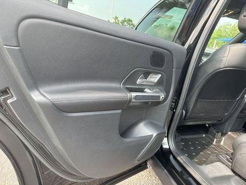Used 2024 Mercedes-Benz GLB 250 4MATIC image 20